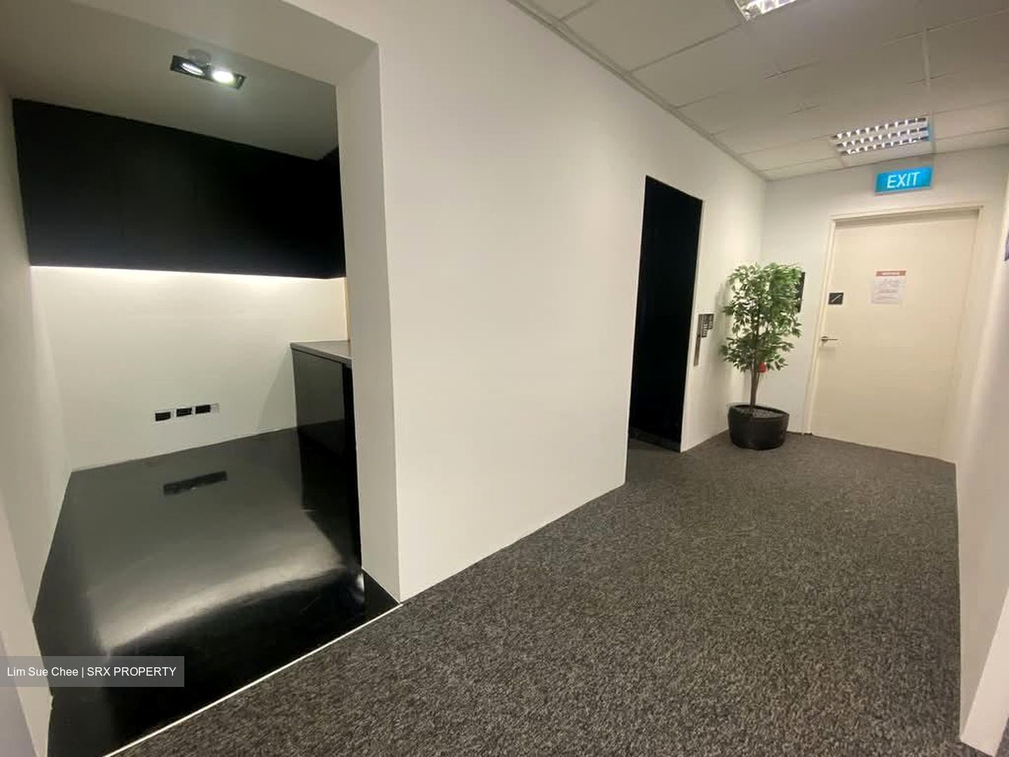 Wisma Sugnomal (D6), Office #590463651